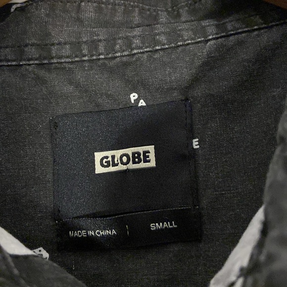 Globe Brand Lost Vegas Shirt Size S - Picture 2 of 9